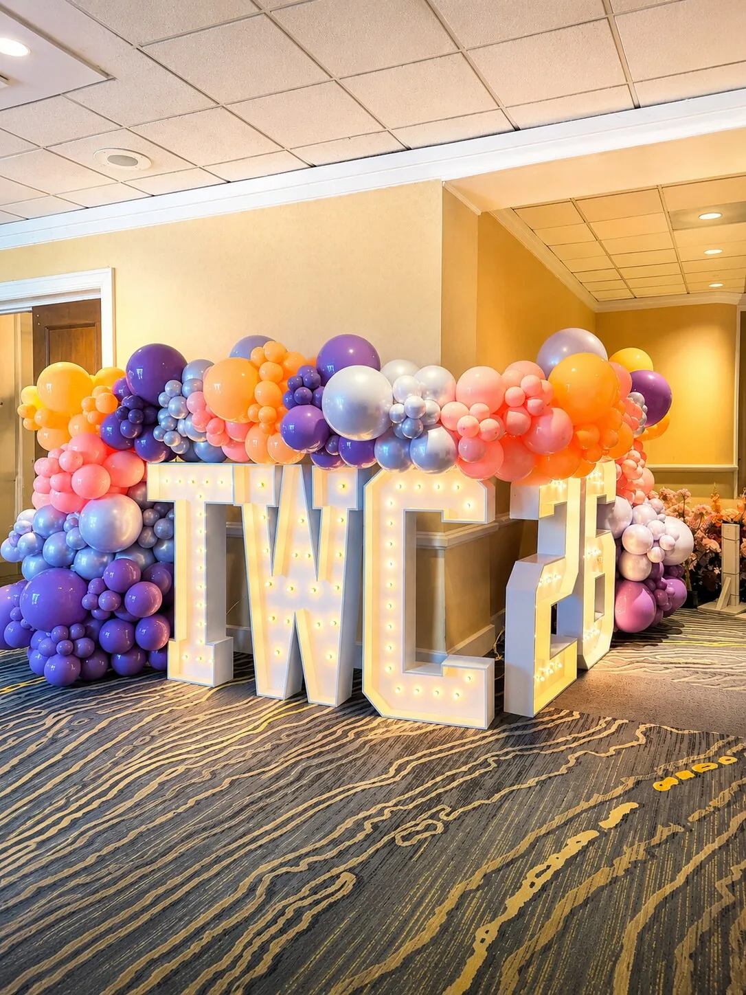 Decoración de eventos corporativos realizada por GoPhoenix