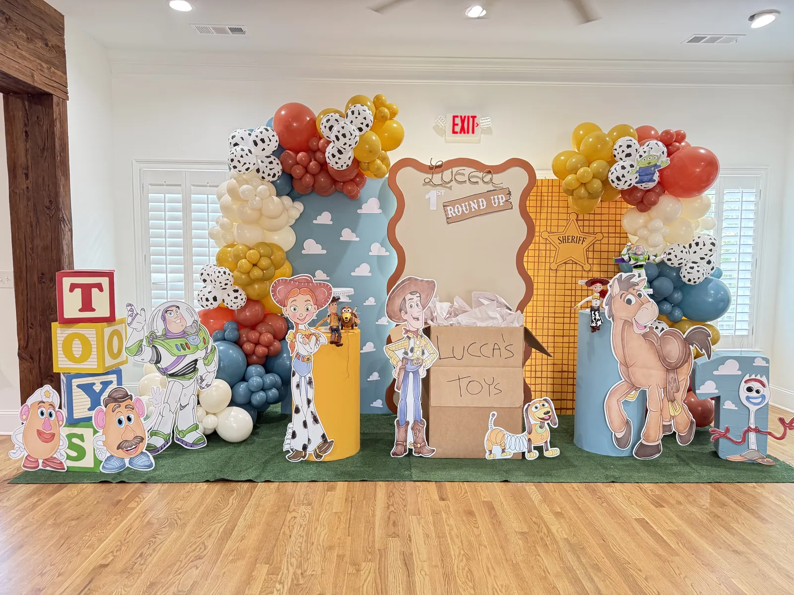 Decoración de cumpleaños infantiles realizada por GoPhoenix